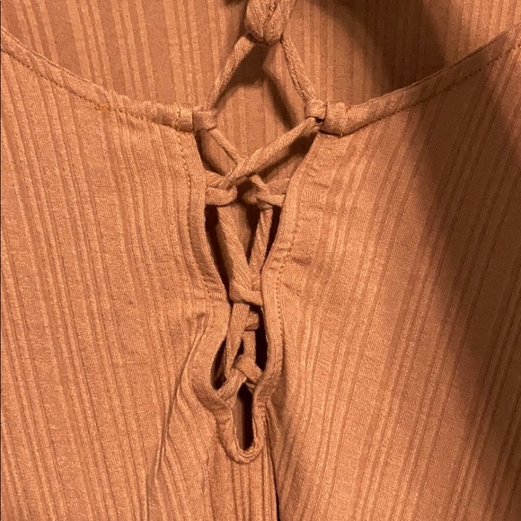 Tie Front Form Fitting Tee - Picture 2 of 2